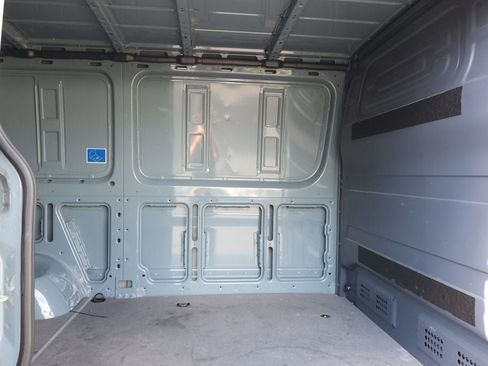Used 2024 Mercedes-Benz Sprinter 3500 image 25