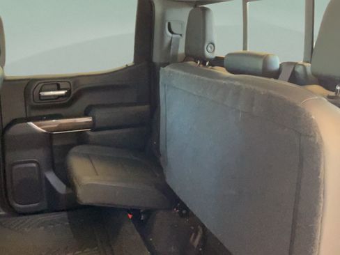 Used 2022 Chevrolet Silverado 1500 LT Trail Boss w/ Convenience Package II AWD/4WD image 28
