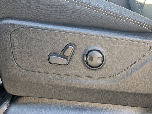 New 2026 RAM 1500 Big Horn image 17