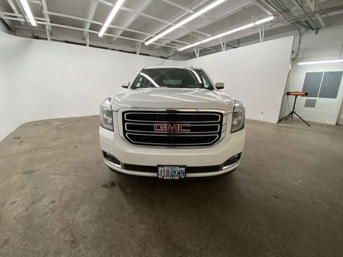 Used 2018 GMC Yukon SLT w/ Open Road Package image 9