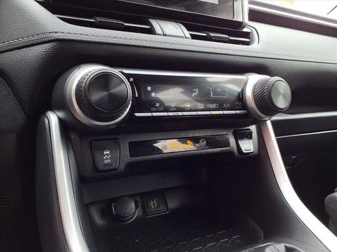 Certified 2025 Toyota RAV4 LE image 14