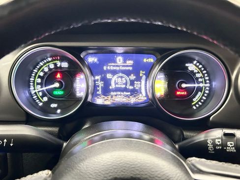 Certified 2023 Jeep Wrangler Unlimited w/ Cold Weather Group AWD/4WD image 20