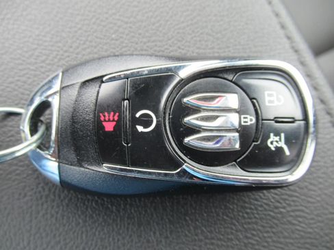 Used 2024 Buick Envista Avenir FWD image 30