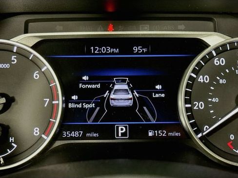 Used 2025 Nissan Sentra SR FWD image 12