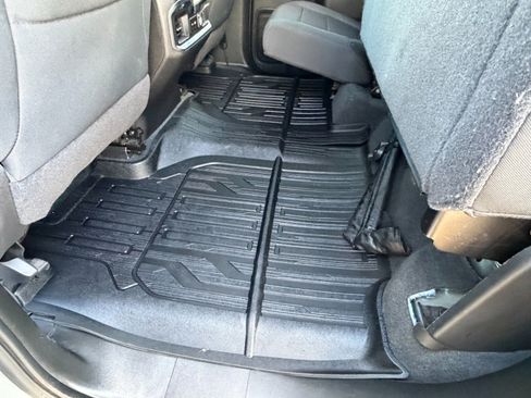 Used 2020 GMC Sierra 1500 Elevation w/ Elevation Value Package image 22