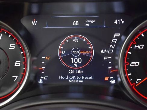 Used 2022 Dodge Charger SXT image 25