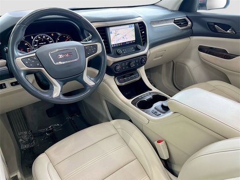 Used 2021 GMC Acadia Denali w/ Denali Technology Package image 24