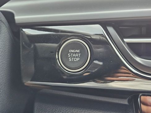 New 2026 Kia Seltos S image 16