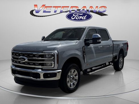 Used 2025 Ford F350 Lariat w/ Chrome Package AWD/4WD image 1