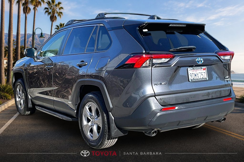 Used 2023 Toyota RAV4 XLE w/ Convenience Package AWD/4WD image 4