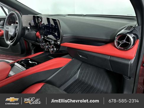 Certified 2025 Chevrolet Blazer EV RS RWD image 28