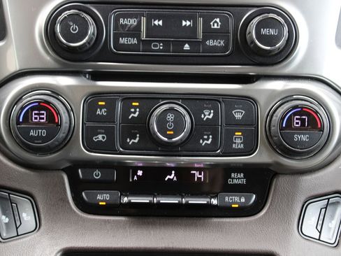 Used 2020 Chevrolet Tahoe LT image 28