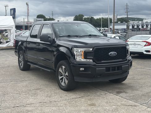 Used 2019 Ford F150 XL w/ Equipment Group 101A Mid AWD/4WD image 2