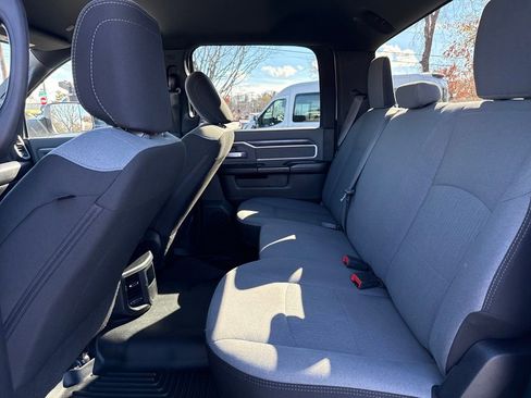 Used 2022 RAM 3500 Big Horn image 40