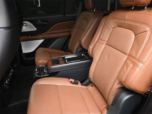 Used 2021 Lincoln Aviator Reserve w/ Equipment Group 208A image 23
