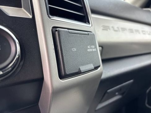Used 2019 Ford F250 Lariat AWD/4WD image 35