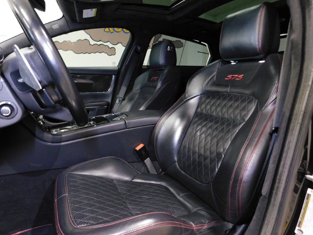 Used 2018 Jaguar XJ RWD image 38