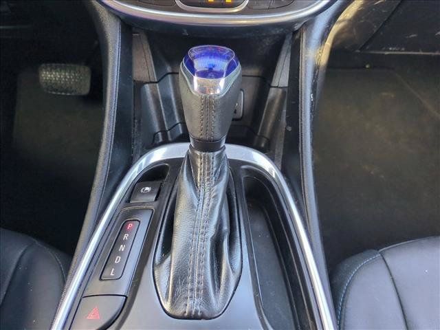 Used 2017 Chevrolet Volt Premier w/ Driver Confidence II Package FWD image 12