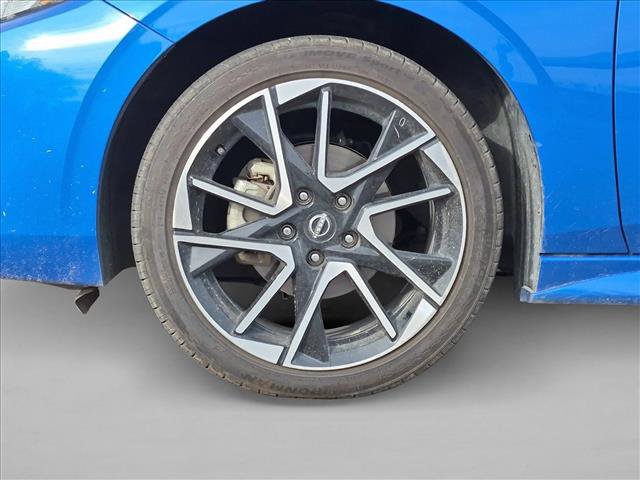 Used 2025 Nissan Sentra SR FWD image 12