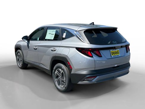 New 2026 Hyundai Tucson Blue SE AWD/4WD image 3