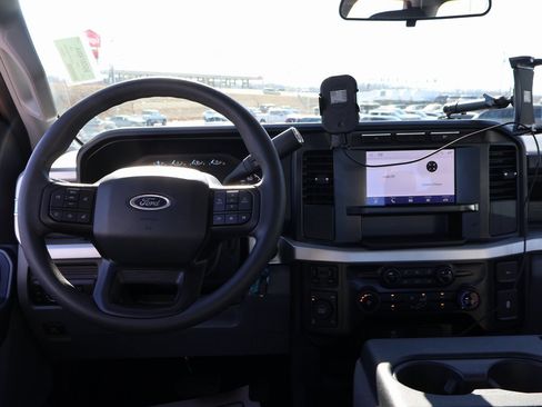 Used 2024 Ford F250 XL w/ STX Appearance Package image 18