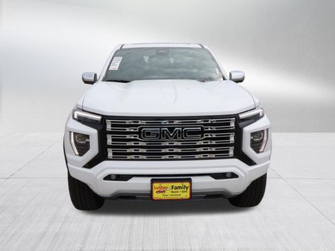 New 2026 GMC Canyon Denali w/ LPO, Black Badging Package AWD/4WD image 2