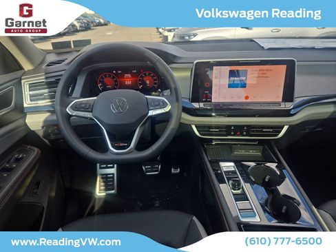 New 2026 Volkswagen Atlas Peak Edition image 16