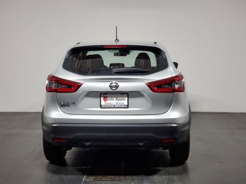 Used 2021 Nissan Rogue Sport S image 27