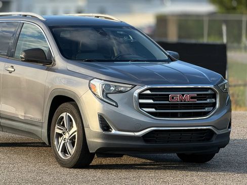 Used 2018 GMC Terrain SLT w/ Preferred Package FWD image 15