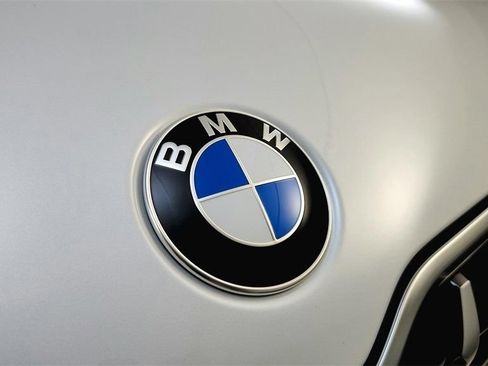 Used 2026 BMW X1 xDrive28i AWD/4WD image 12