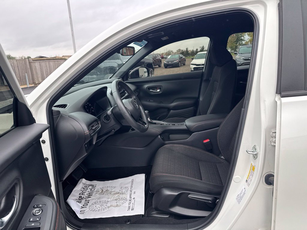 Certified 2024 Honda HR-V Sport image 31