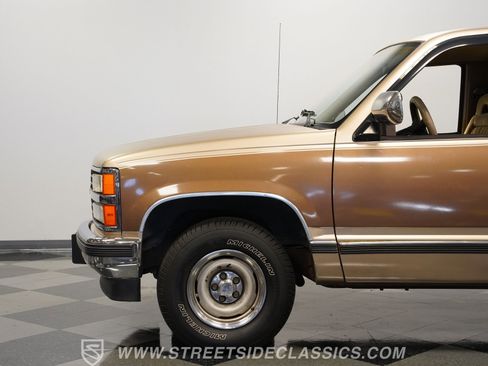 Used 1992 Chevrolet Silverado 1500 2WD Extended Cab image 23