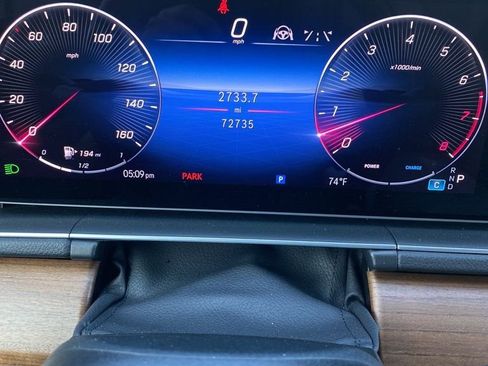 Used 2024 Mercedes-Benz GLE 450 4MATIC image 4