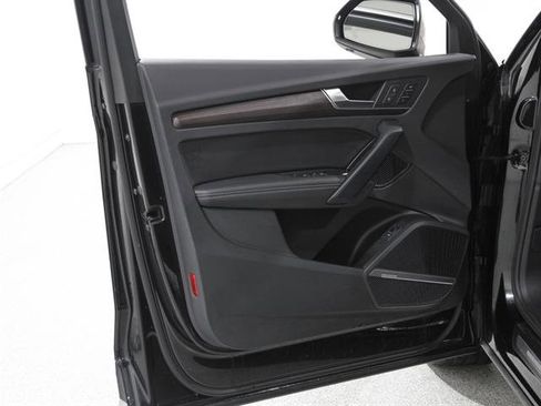 Used 2021 Audi Q5 Prestige image 4