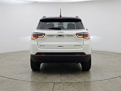 Used 2025 Jeep Compass Trailhawk image 7