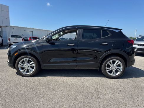 Used 2023 Buick Encore GX Preferred w/ Cold Weather Comfort Package FWD image 3