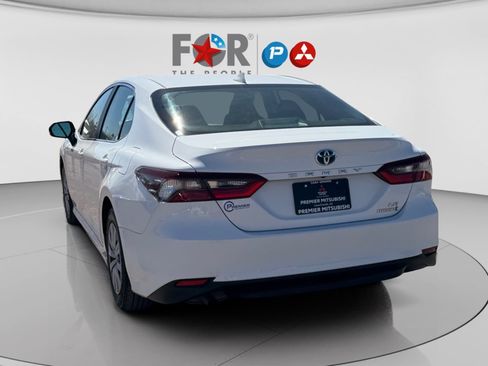 Used 2023 Toyota Camry LE image 4