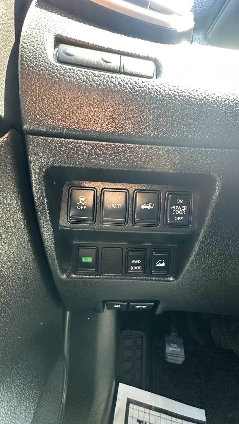Used 2016 Nissan Rogue SL AWD/4WD image 15