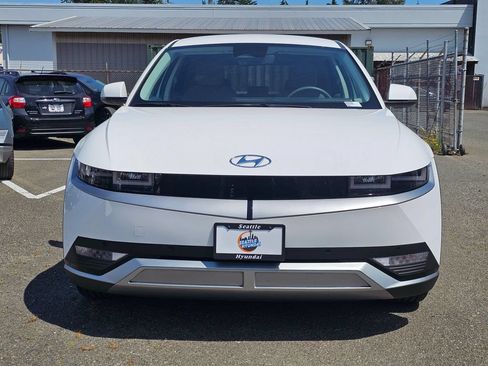 Used 2024 Hyundai Ioniq 5 SEL RWD image 2