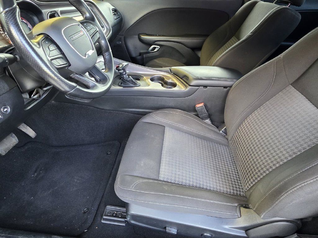 Used 2023 Dodge Challenger SXT w/ Blacktop Package RWD image 9