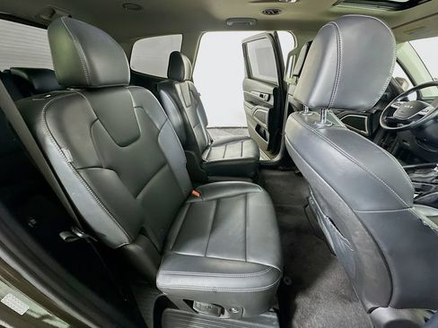 Used 2024 Kia Telluride S w/ S Sunroof Package FWD image 10