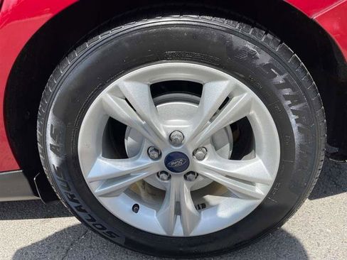 Used 2014 Ford Focus SE image 99