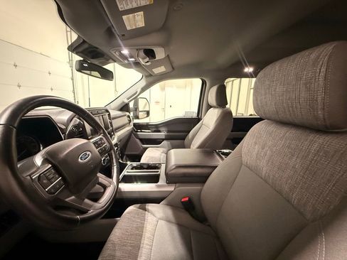 Used 2022 Ford F150 XLT w/ Equipment Group 301A Mid image 17