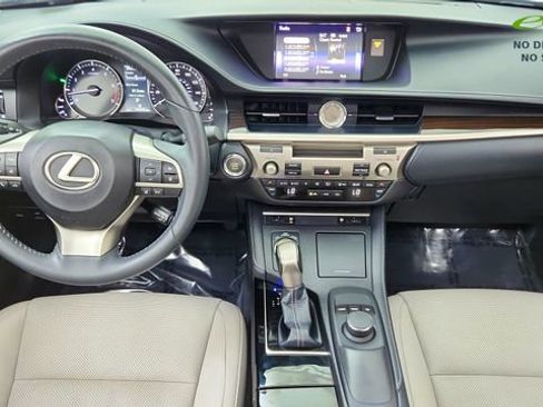 Used 2018 Lexus ES 350 w/ Premier Package FWD image 35