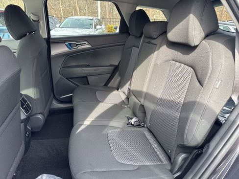 New 2026 Kia Sportage LX image 9