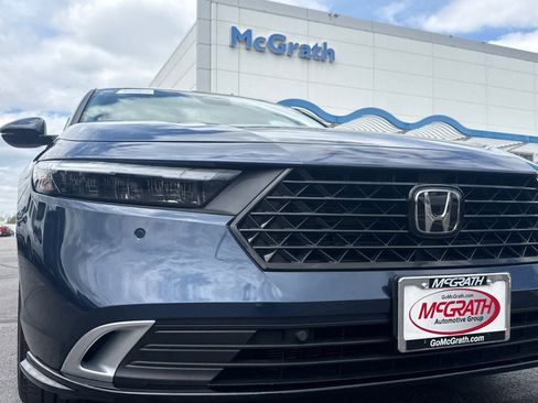 Certified 2023 Honda Accord Touring image 13
