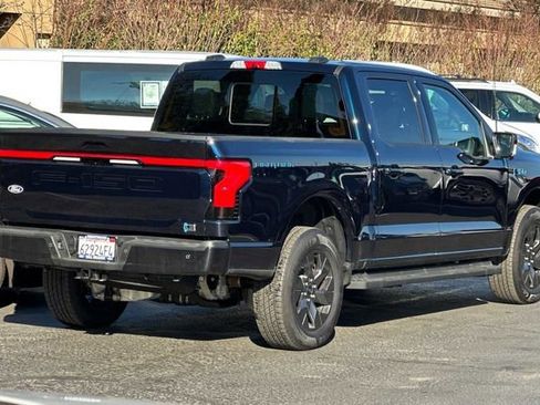 Used 2025 Ford F150 Lightning Lariat image 3