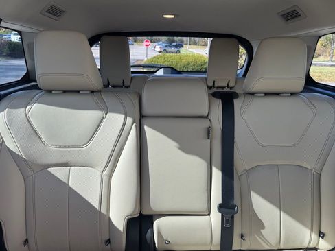 Used 2024 INFINITI QX60 Luxe image 25