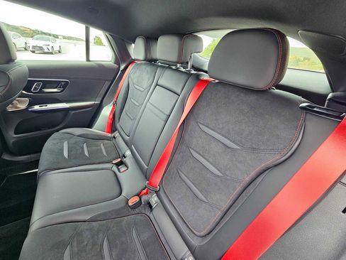 Used 2026 Mercedes-Benz GLC 43 AMG 4MATIC Coupe image 17