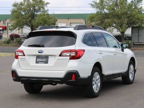 Used 2019 Subaru Outback 2.5i Premium AWD/4WD image 6